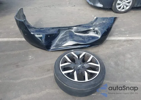 2017 Chevrolet Impala 1Lt z USA, uszkodzony, nr VIN 2G1105S3XH9196855